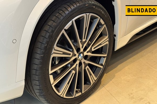 BMW X1 2.0 16V TURBO GASOLINA SDRIVE20I M SPORT STEPTRONIC 2025/2026